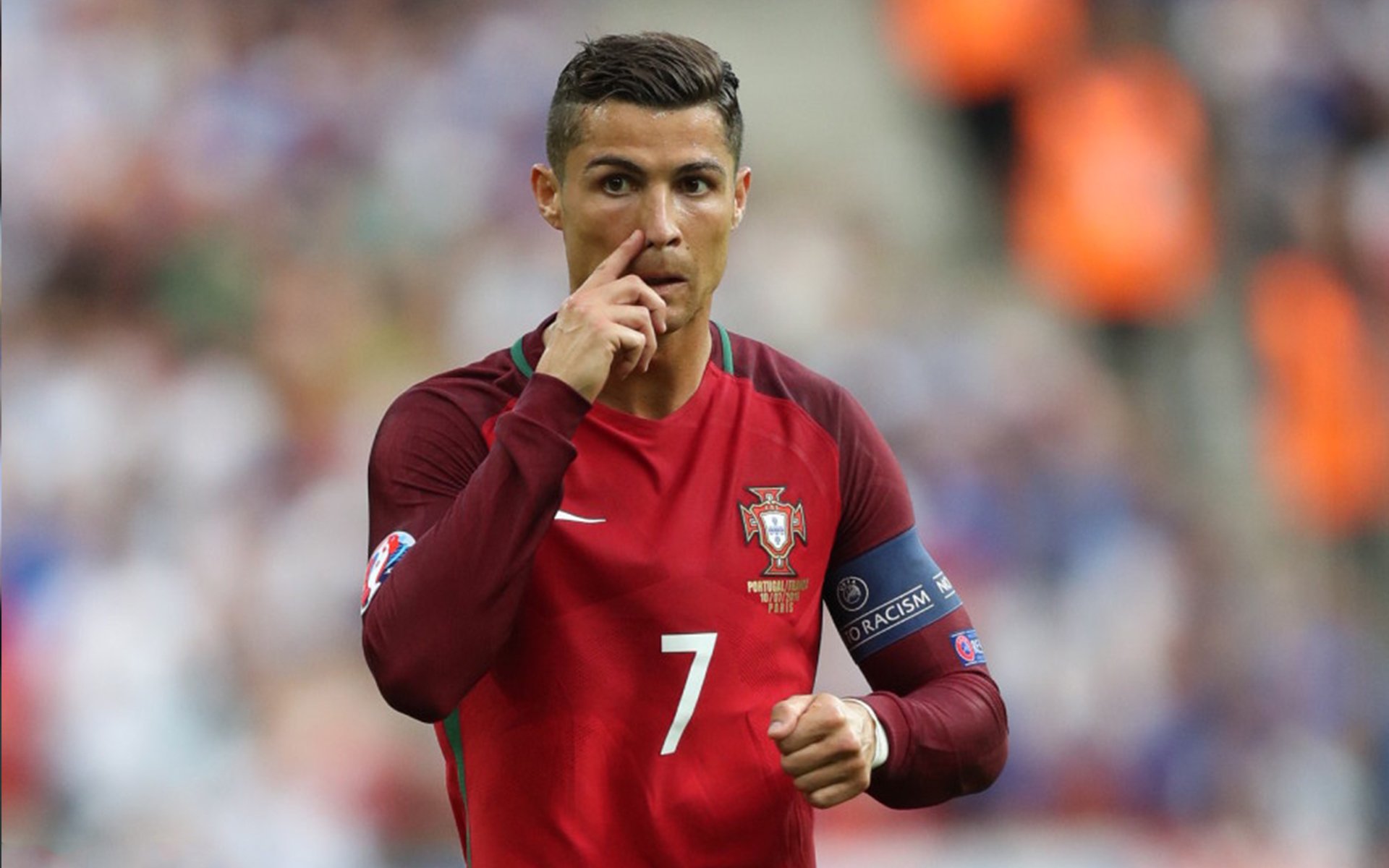 开云官方网站-武磊替补登场扭转乾坤，姆巴佩防线瞬间崩溃，武磊替补登场逆转战局，姆巴佩防线遭致命一击